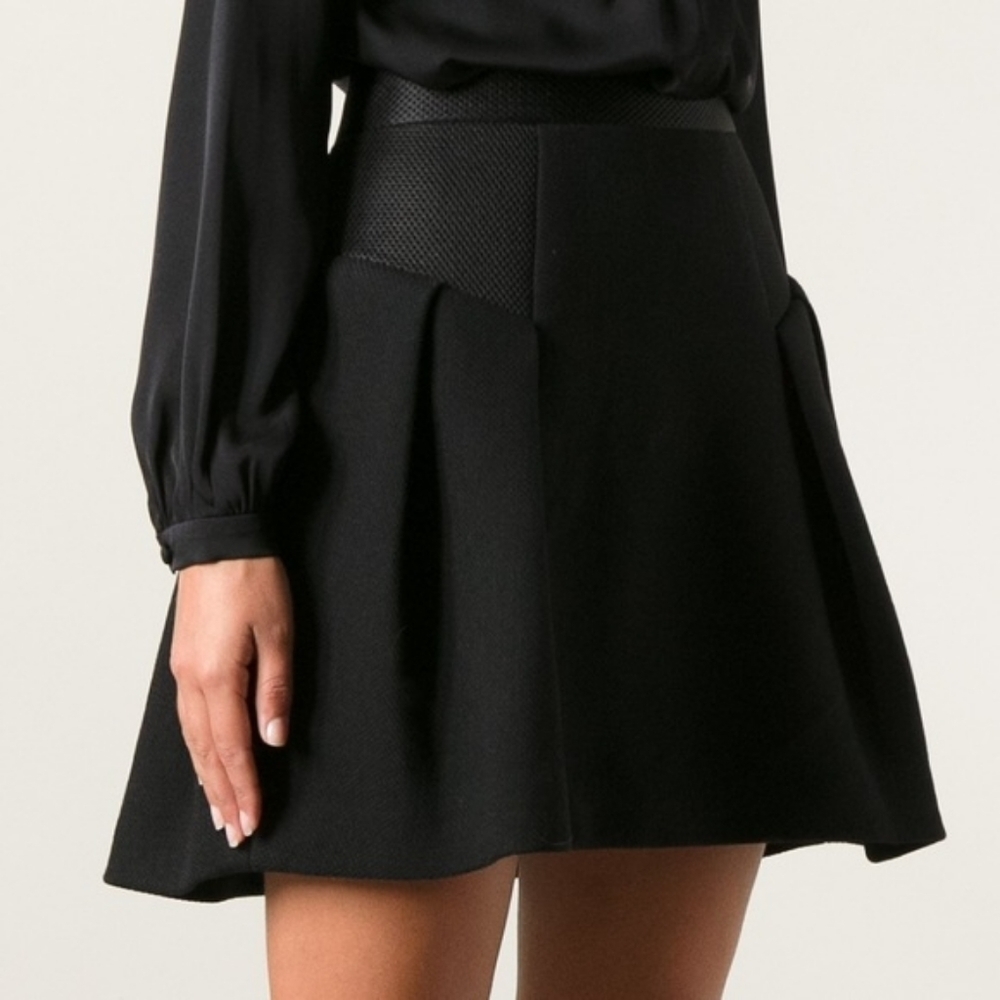Milly Runway Raquel flared mini skirt black wool mesh size 12